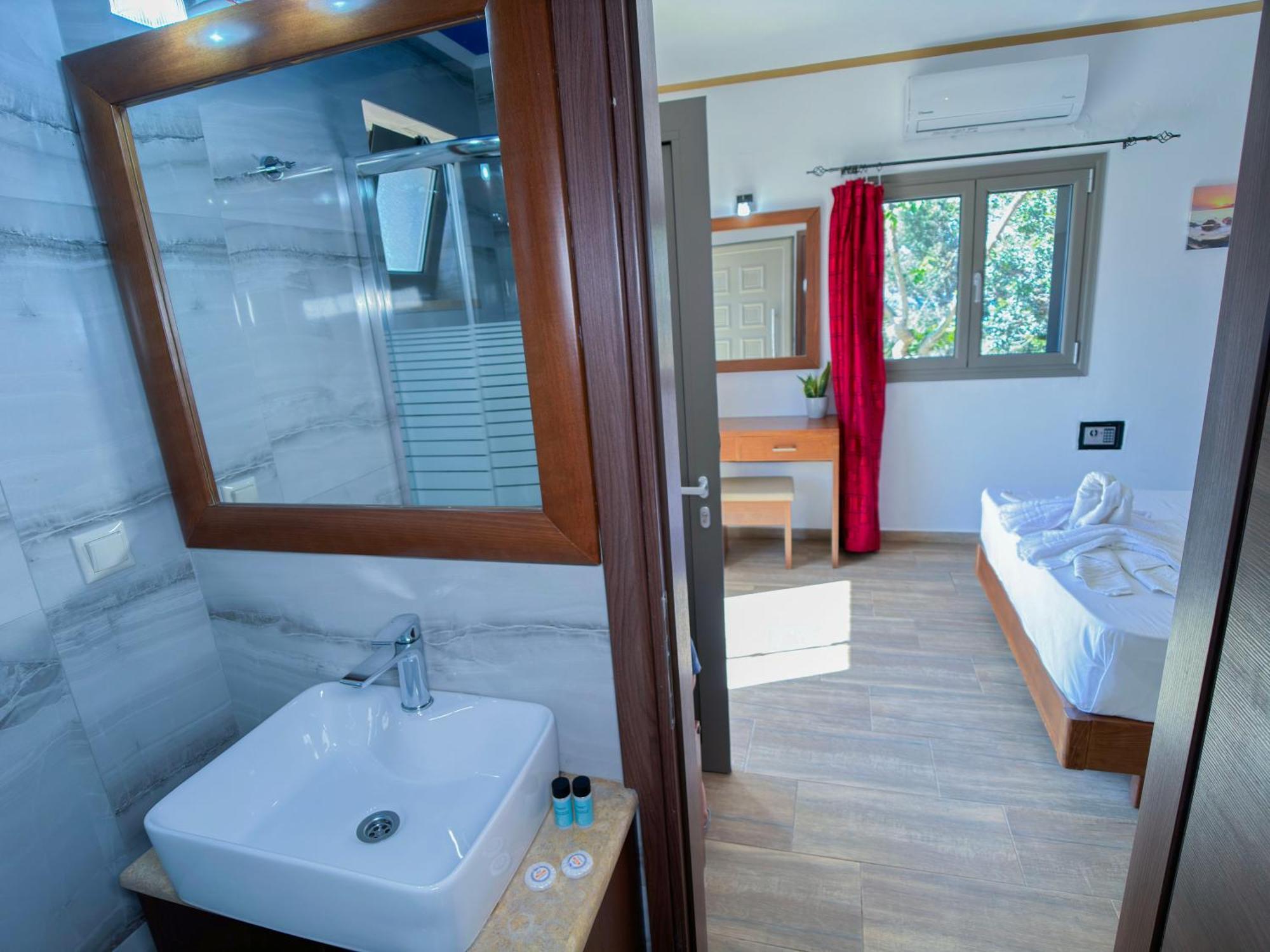 Beautiful Life Rooms With Sea View - Next To Elafonisi Beach 외부 사진